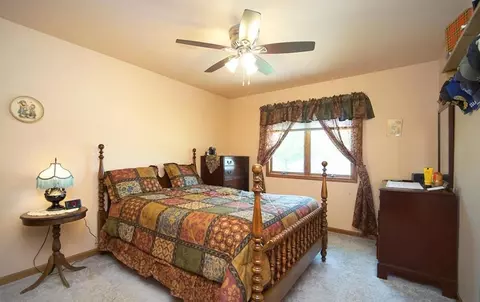 613 N Wren Ln, Griffith, IN 46319 photo 16
