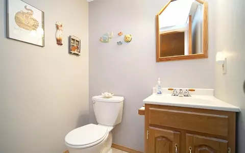 613 N Wren Ln, Griffith, IN 46319 photo 22