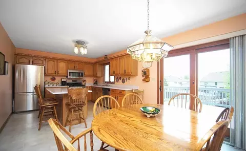 613 N Wren Ln, Griffith, IN 46319 photo 6