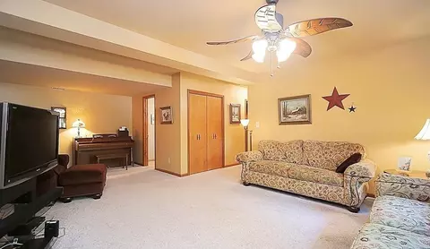 613 N Wren Ln, Griffith, IN 46319 photo 21