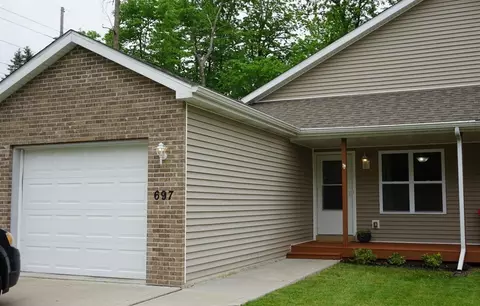 697 Dearborn Rd #A, Valparaiso, IN 46385 photo 1