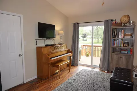 697 Dearborn Rd #A, Valparaiso, IN 46385 photo 7