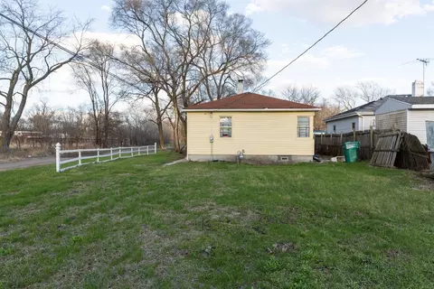 1300 Willard St, Gary, IN 46404 photo 6