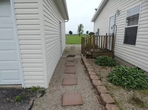 2183 E 450, La Porte, IN 46350 photo 6