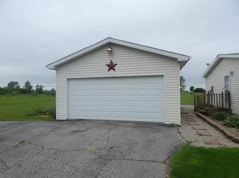 2183 E 450, La Porte, IN 46350 photo 5