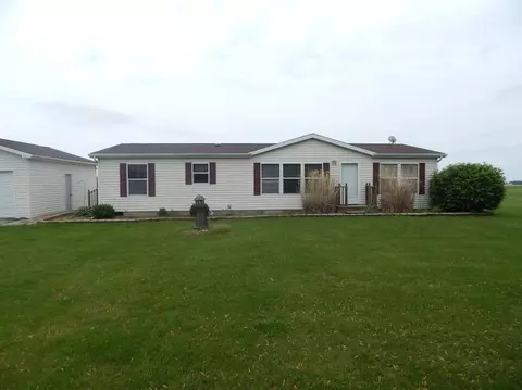 2183 E 450, La Porte, IN 46350 photo 1