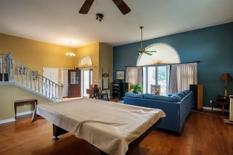 2827 Morningside Dr, Crown Point, IN 46307 photo 4