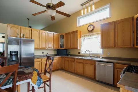 2827 Morningside Dr, Crown Point, IN 46307 photo 7