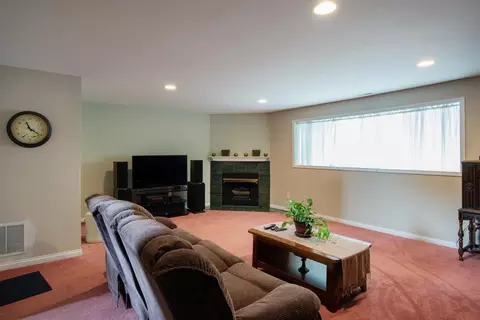 2827 Morningside Dr, Crown Point, IN 46307 photo 20