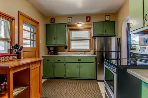 723 N Broad St, Griffith, IN 46319 photo 9