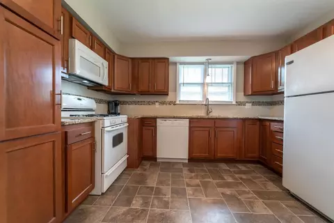 826 N Cline Ave, Griffith, IN 46319 photo 6