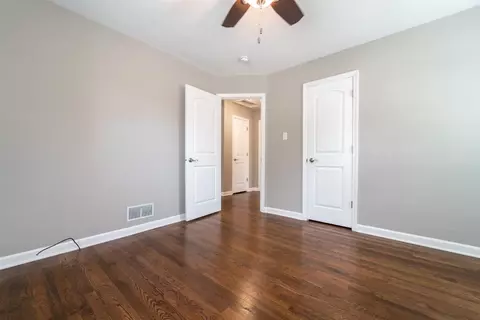 826 N Cline Ave, Griffith, IN 46319 photo 10