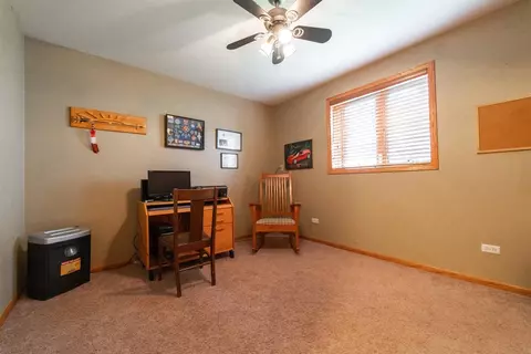 8940 King Pl, Crown Point, IN 46307 photo 23