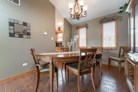 8940 King Pl, Crown Point, IN 46307 photo 7