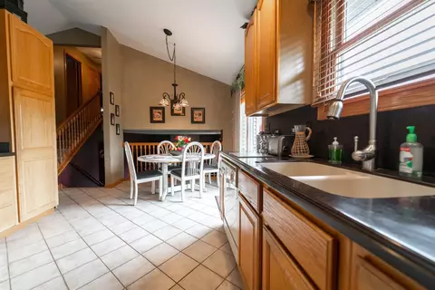 8940 King Pl, Crown Point, IN 46307 photo 13
