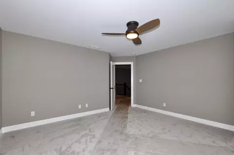 2033 Franklin Dr, Crown Point, IN 46307 photo 22