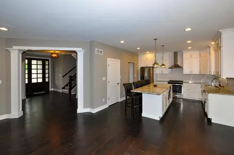 2033 Franklin Dr, Crown Point, IN 46307 photo 5