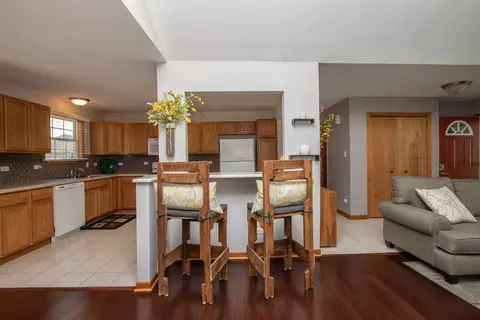 9971 Forest St, Dyer, IN 46311 photo 8