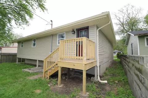 1720 Arthur St, Gary, IN 46404 photo 2