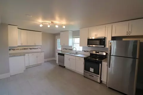 1720 Arthur St, Gary, IN 46404 photo 3