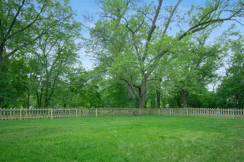 1030 Truman St, Porter, IN 46304 photo 2