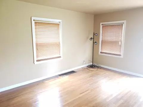 229 Roosevelt St, Gary, IN 46404 photo 9