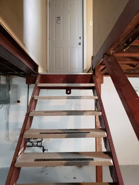 229 Roosevelt St, Gary, IN 46404 photo 36