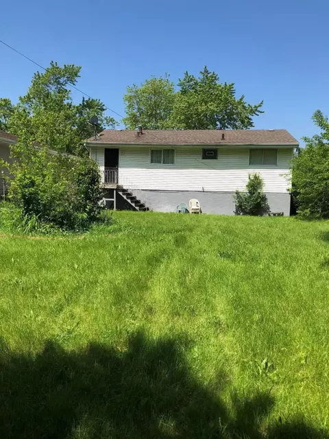2429 Hendricks St, Gary, IN 46404 photo 11