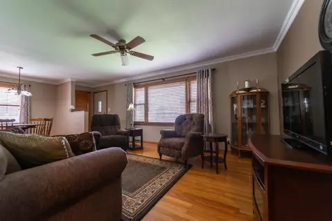 1040 N Jay Ave, Griffith, IN 46319 photo 11