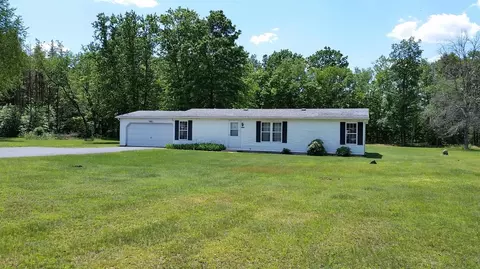10276 N 570, De Motte, IN 46310 photo 1