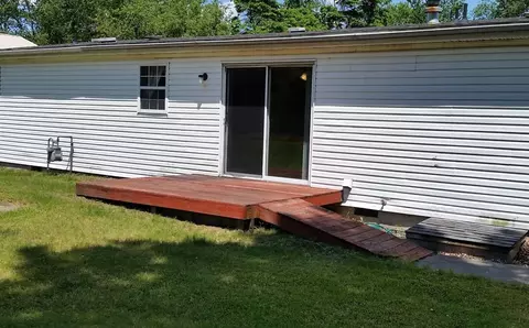 10276 N 570, De Motte, IN 46310 photo 2