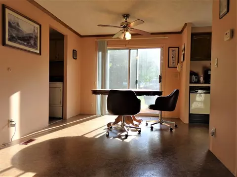 10276 N 570, De Motte, IN 46310 photo 6