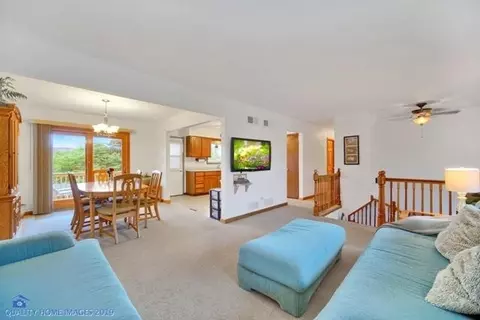 952 Devonshire Ln, Dyer, IN 46311 photo 5