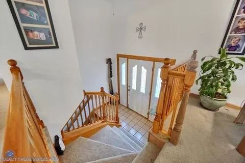 952 Devonshire Ln, Dyer, IN 46311 photo 3