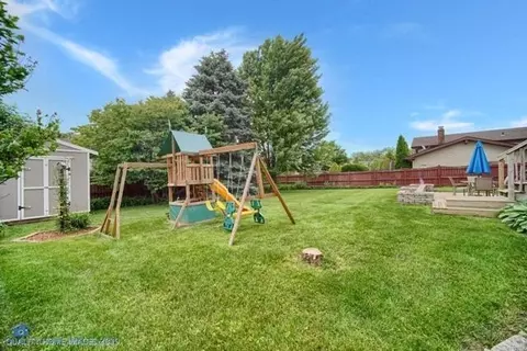 952 Devonshire Ln, Dyer, IN 46311 photo 25