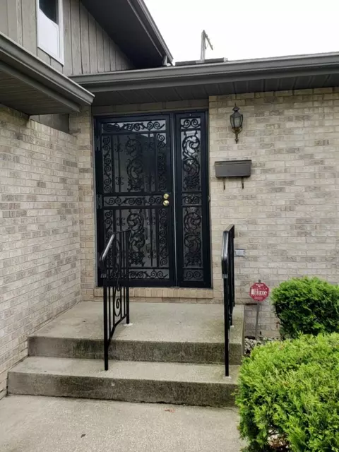 1050 Field St, Hammond, IN 46320 photo 4