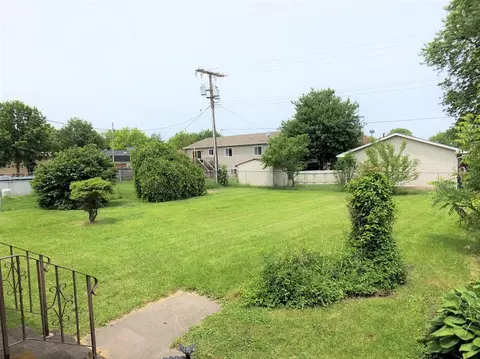 606 E Pine St, Griffith, IN 46319 photo 17