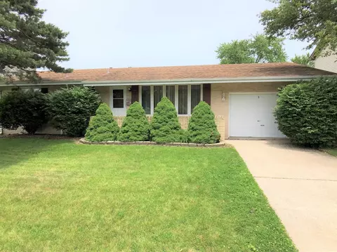 606 E Pine St, Griffith, IN 46319 photo 1
