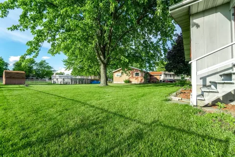 9506 Johnson St, Crown Point, IN 46307 photo 3