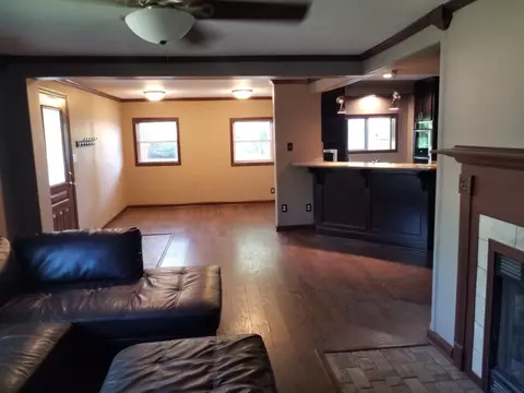 4818 Wright St, Griffith, IN 46319 photo 7