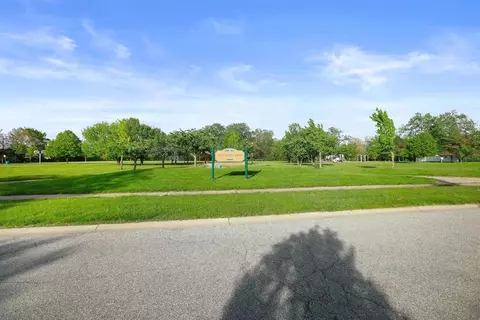 1349 Brookside Dr #B-1, Munster, IN 46321 photo 19