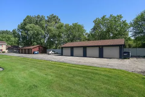 1349 Brookside Dr #B-1, Munster, IN 46321 photo 16