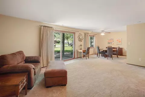 1349 Brookside Dr #B-1, Munster, IN 46321 photo 5