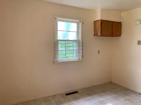 5319 W 2nd Ave, Gary, IN 46406 photo 10