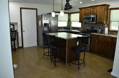 922 E Miller St, Griffith, IN 46319 photo 4