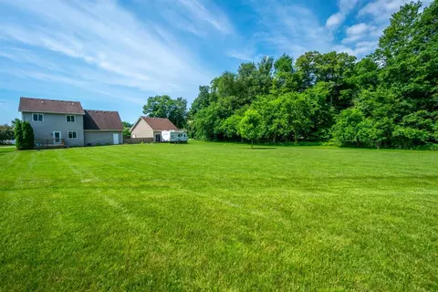 303 Deerfield Ct, Valparaiso, IN 46383 photo 28