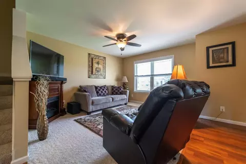 303 Deerfield Ct, Valparaiso, IN 46383 photo 13