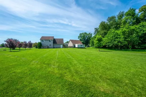 303 Deerfield Ct, Valparaiso, IN 46383 photo 27