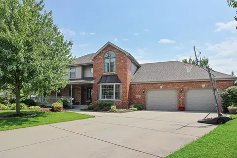 102 Crestview Ln, Dyer, IN 46311 photo 1