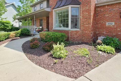 102 Crestview Ln, Dyer, IN 46311 photo 2